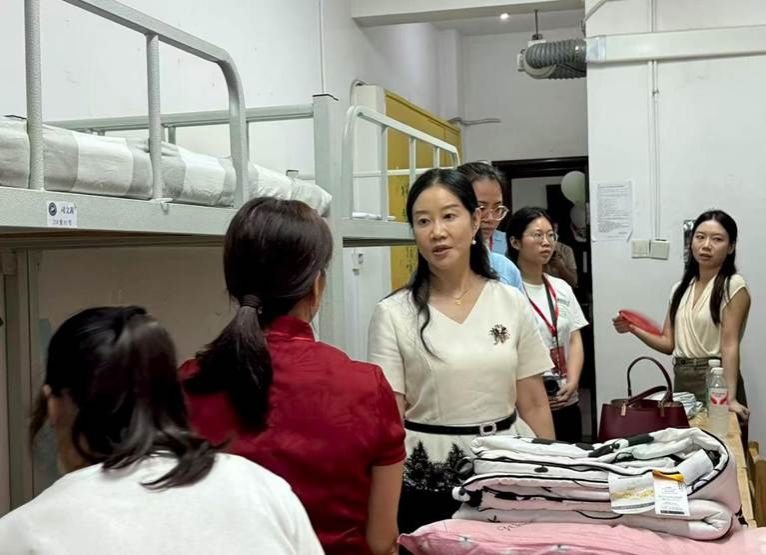 ebf6ab3523a6428b7b9585e0cf046c21